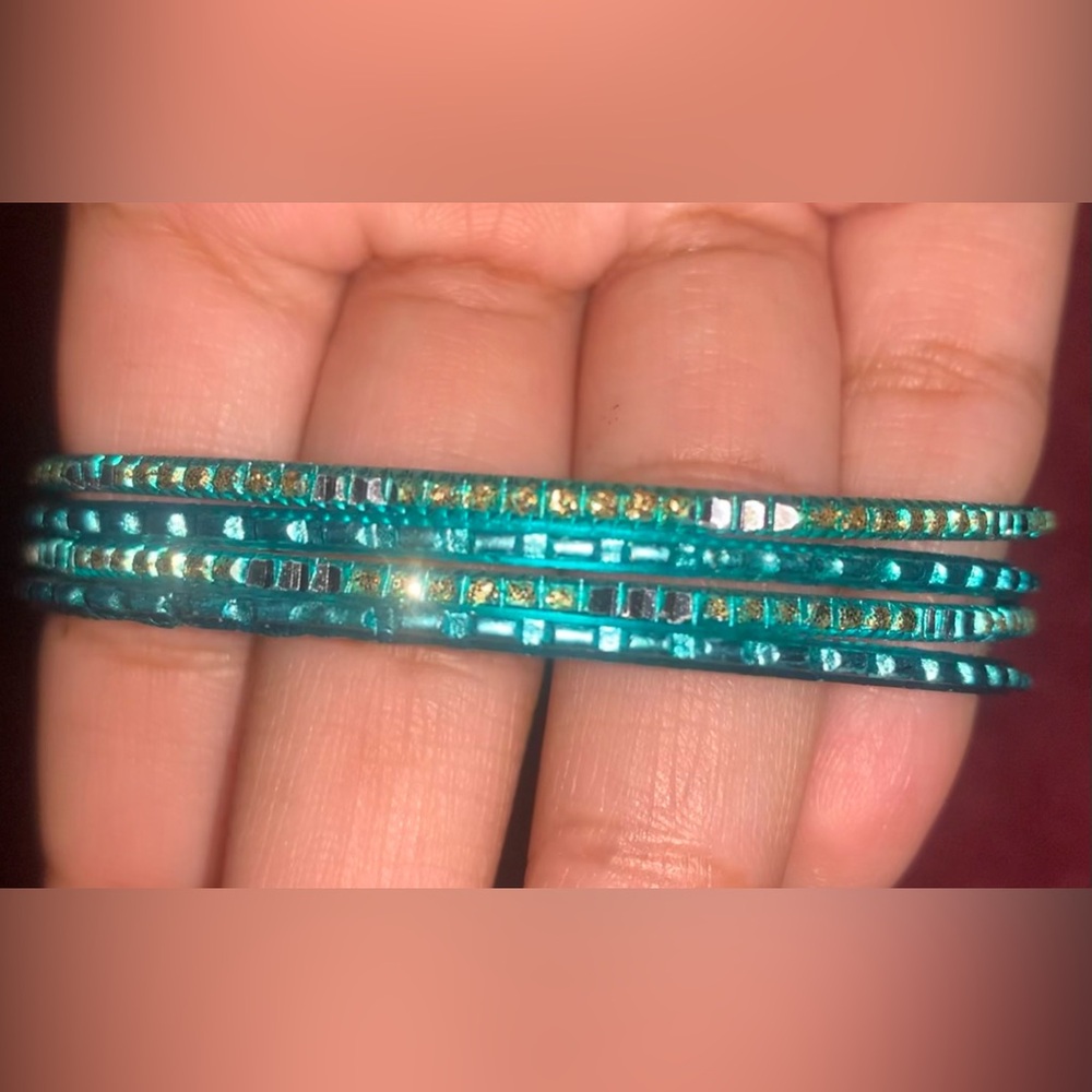 Bangle Set - Picture 3 of 4